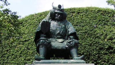 武田信玄（甲府駅）
