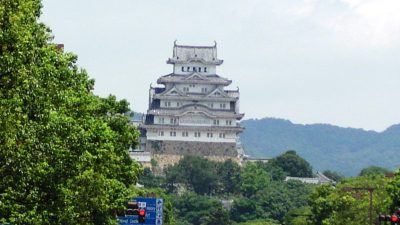 姫路城（姫路駅から）