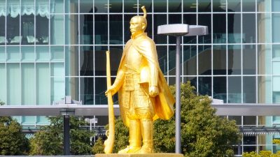 織田信長公（岐阜駅）